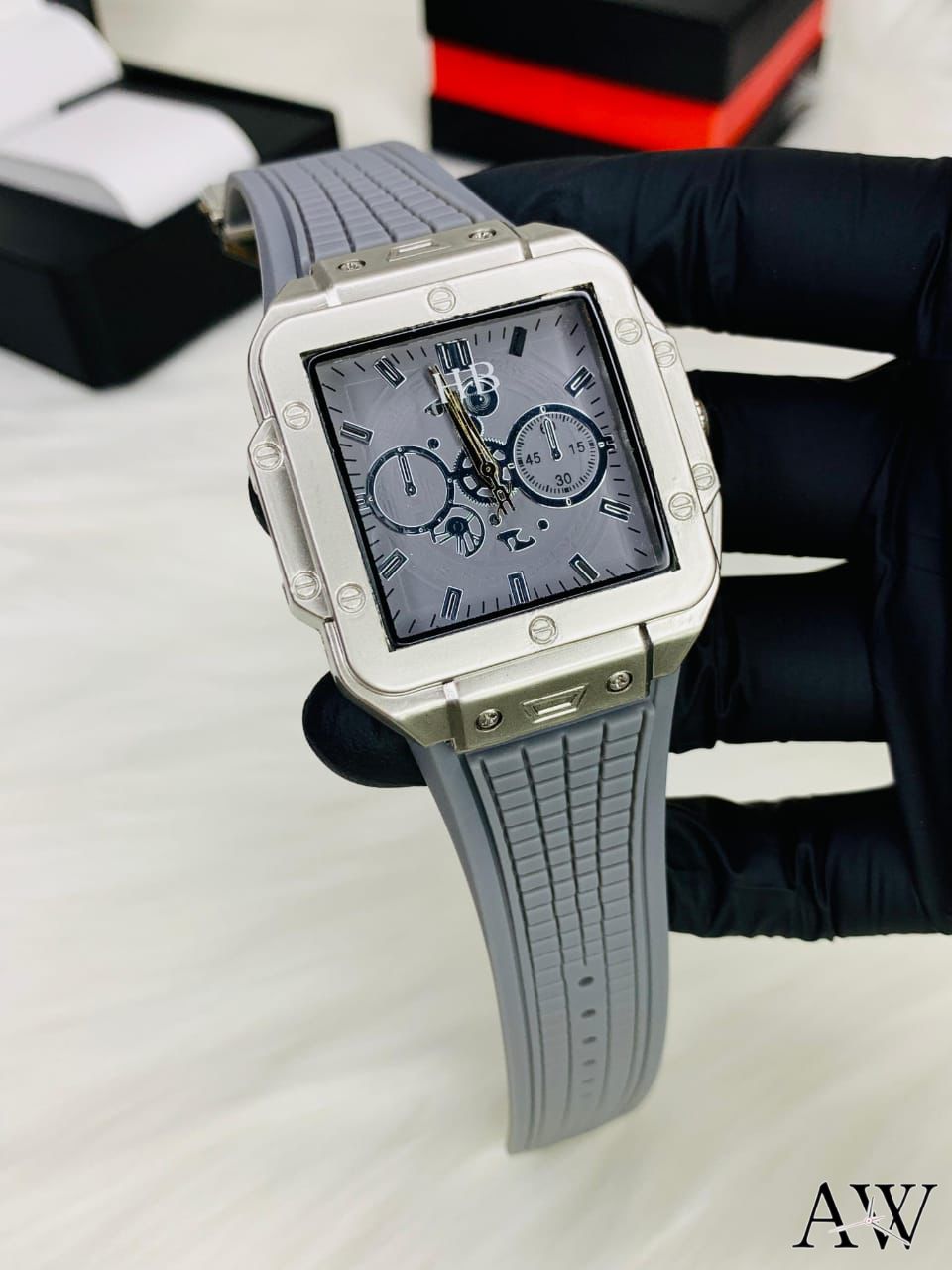 ⌚✨ “Hubo Chronograph – Bold Square Dial, Now 30% OFF!”