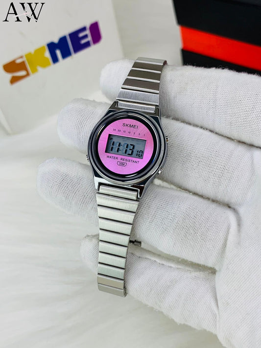 ✨ Style Meets Technology – Ladies Digital Timepiece